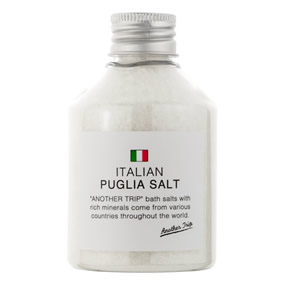 �A�i�U�[�g���b�v �C�^���A���v�[���A�\���g